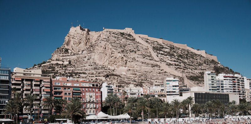 Professional vacation photoshoot in Alicante & the Costa Blanca, Spain