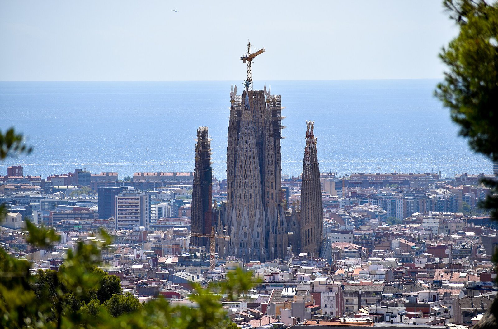 How Far in Advance to Book a Photographer in Spain