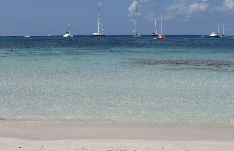 Professional vacation photoshoot in Formentera, Spain