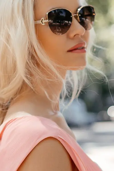Solo Portrait photoshoot in Madrid by Ekaterina K