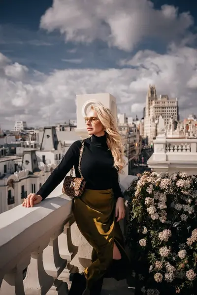 Solo Portrait photoshoot in Madrid by Ekaterina K