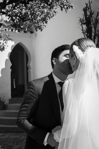 Elopement photoshoot in Seville by Gema G