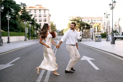 Couples photoshoot in Madrid by Claudia C