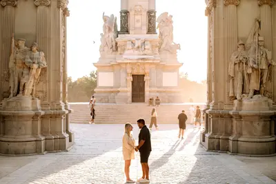 Engagement photoshoot in Madrid by Claudia C