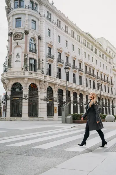 Solo Portrait photoshoot in Madrid by Alejandro A