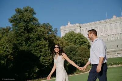 Couples photoshoot in Madrid by Alejandro A