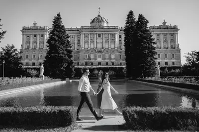 Couples photoshoot in Madrid by Alejandro A