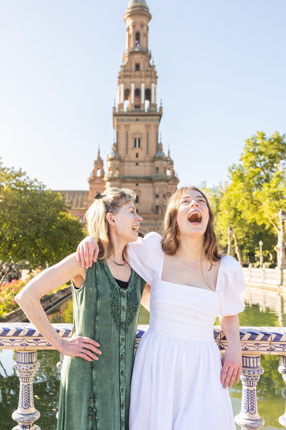 A Family Photoshoot in Andalusia: Seville, Granada and Córdoba — photo by Dau S.