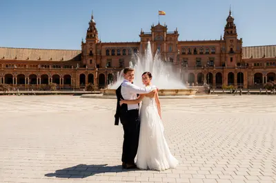 Anniversary photoshoot in Seville by Eduardo G
