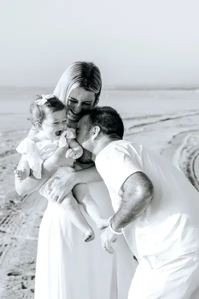 Family photoshoot in Costa Brava by Evgenia G
