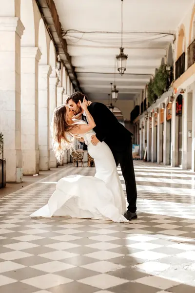 Elopement photoshoot in Girona by Evgenia G