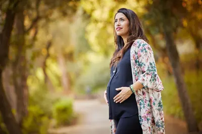 Maternity photoshoot in Barcelona by Roger F