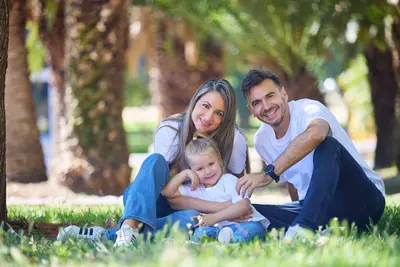 Family photoshoot in Barcelona by Roger F