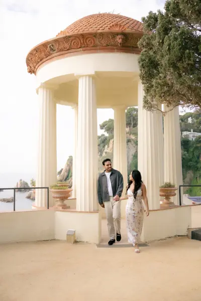 Engagement photoshoot in Costa Brava by Nina B