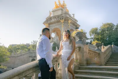 Elopement photoshoot in Barcelona by Nina B