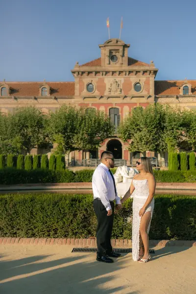 Couples photoshoot in Barcelona by Nina B