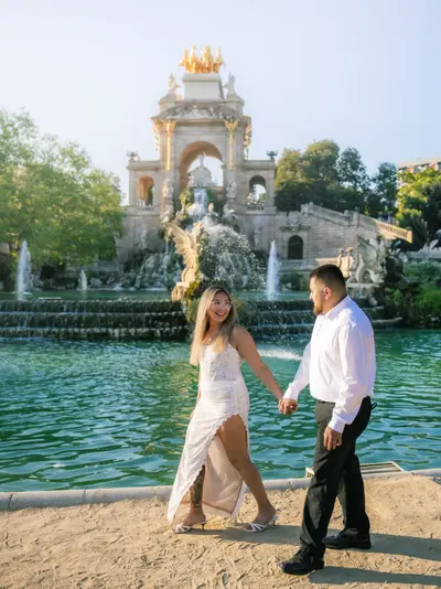 Couples photoshoot in Barcelona by Nina B