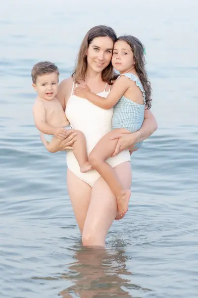 Family photoshoot in Alicante by Lorena M