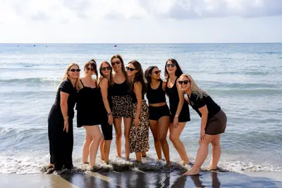 Friends Trip photoshoot in Alicante by Lorena M