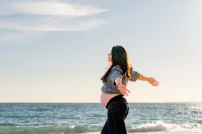 Maternity photoshoot in Alicante by Lorena M