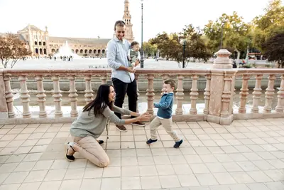 Family photoshoot in Seville by Lucia M