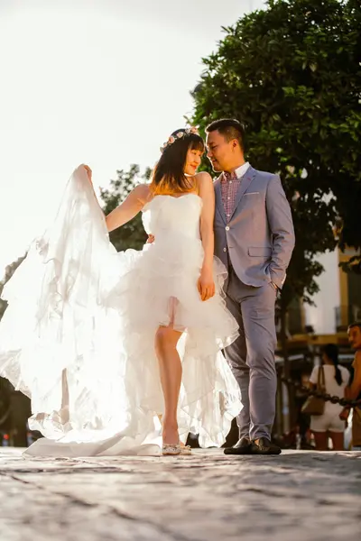 Couples photoshoot in Seville by Lucia M