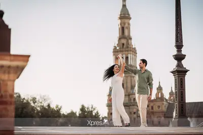 Couples photoshoot in Seville by Víctor C
