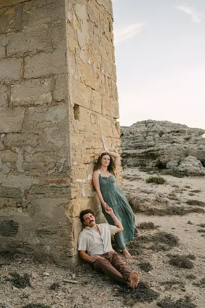 Engagement photoshoot in Mallorca by Aimee K