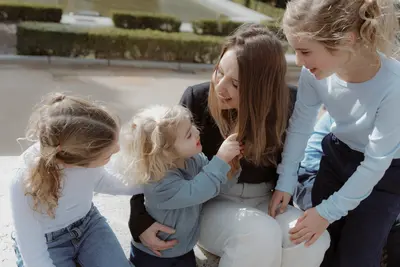 Family photoshoot in Madrid by Leyre C