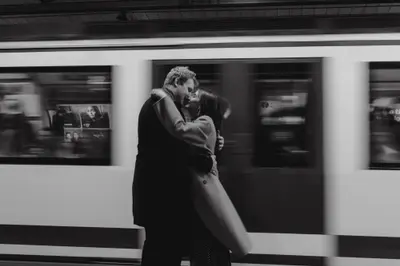 Couples photoshoot in Madrid by Leyre C