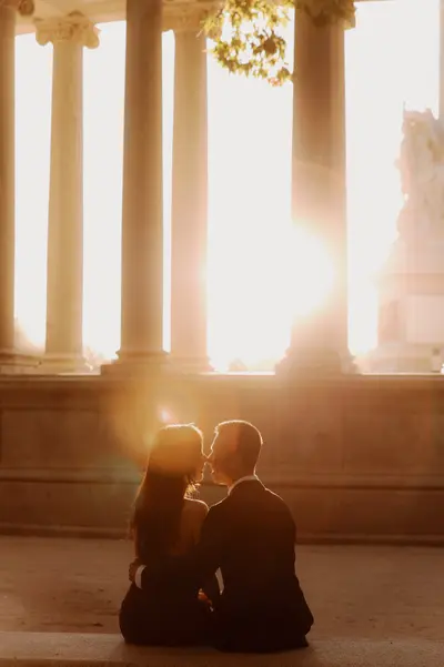 Couples photoshoot in Madrid by Leyre C