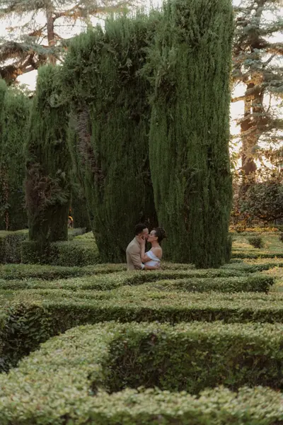 Elopement photoshoot in Madrid by Leyre C