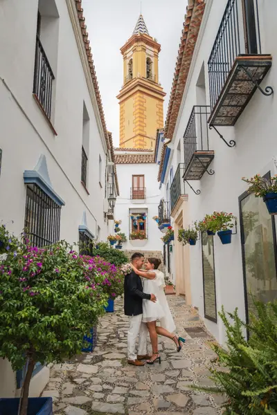 Wedding photoshoot by Jose C