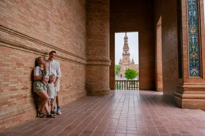 Family photoshoot in Seville by Moises G