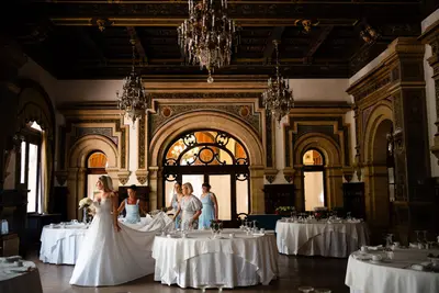 Wedding photoshoot in Seville by Moises G