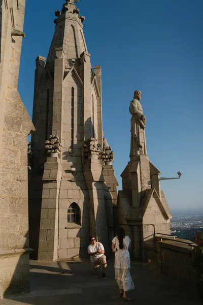 Engagement photoshoot in Barcelona by Ana A