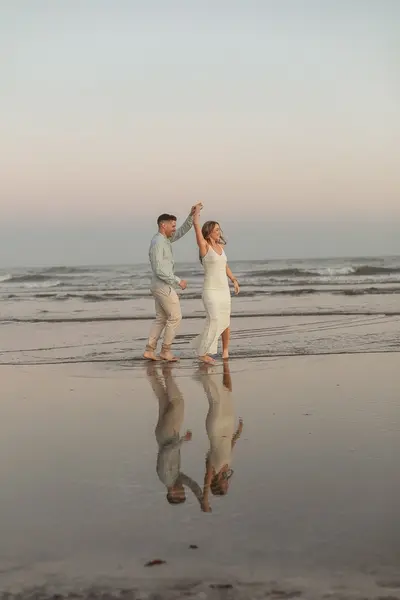 Engagement photoshoot in Marbella by Juanma M