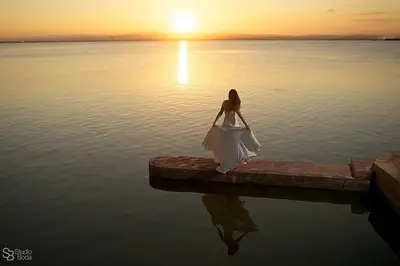 Honeymoon photoshoot by Martino B