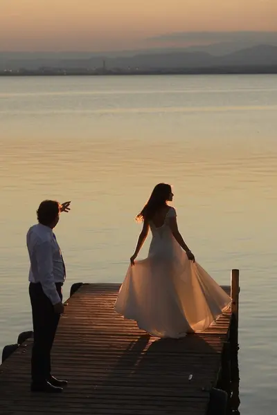 Honeymoon photoshoot by Martino B